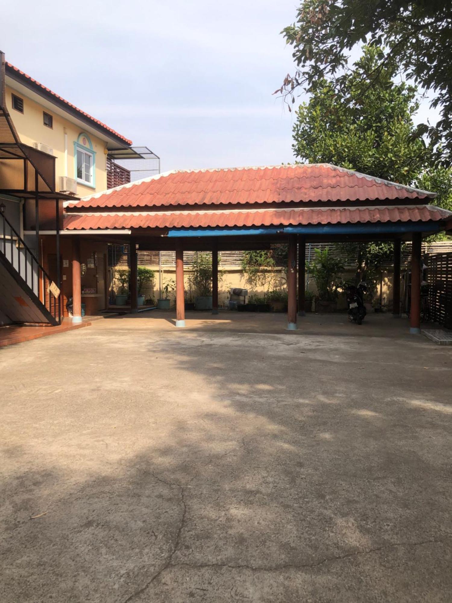 Ruen Thai Ban Rim Nam Kamphaeng Phet Εξωτερικό φωτογραφία