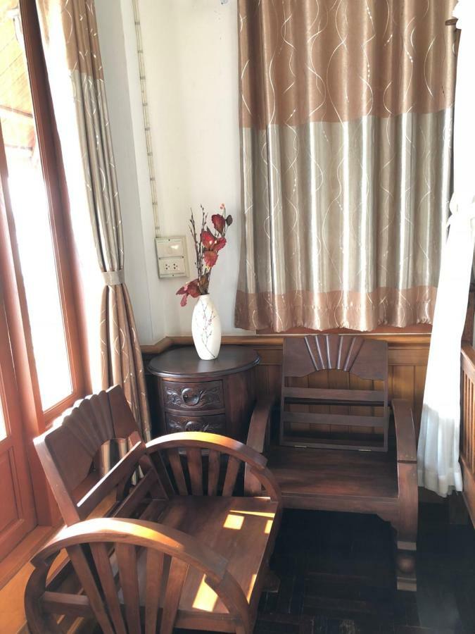 Ruen Thai Ban Rim Nam Kamphaeng Phet Εξωτερικό φωτογραφία